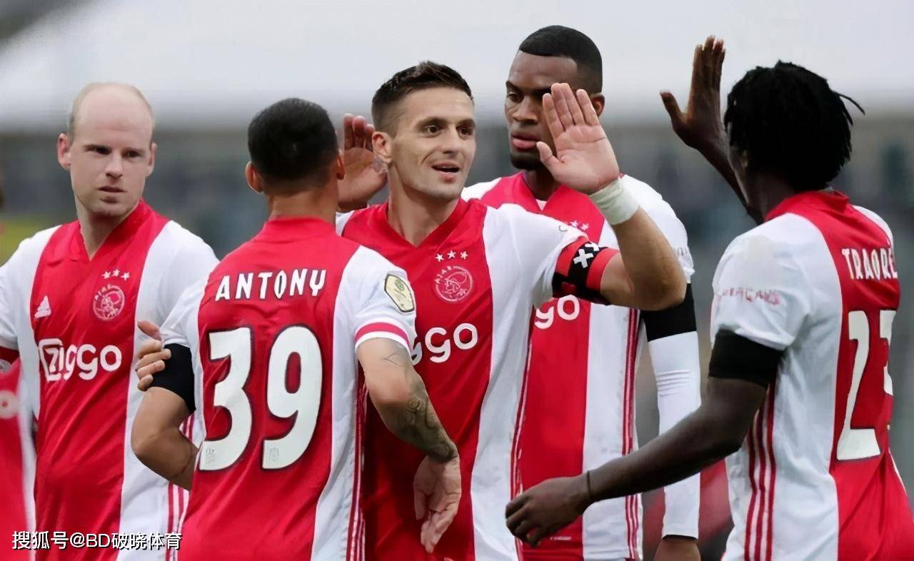 结合牌河与 结合牌河与